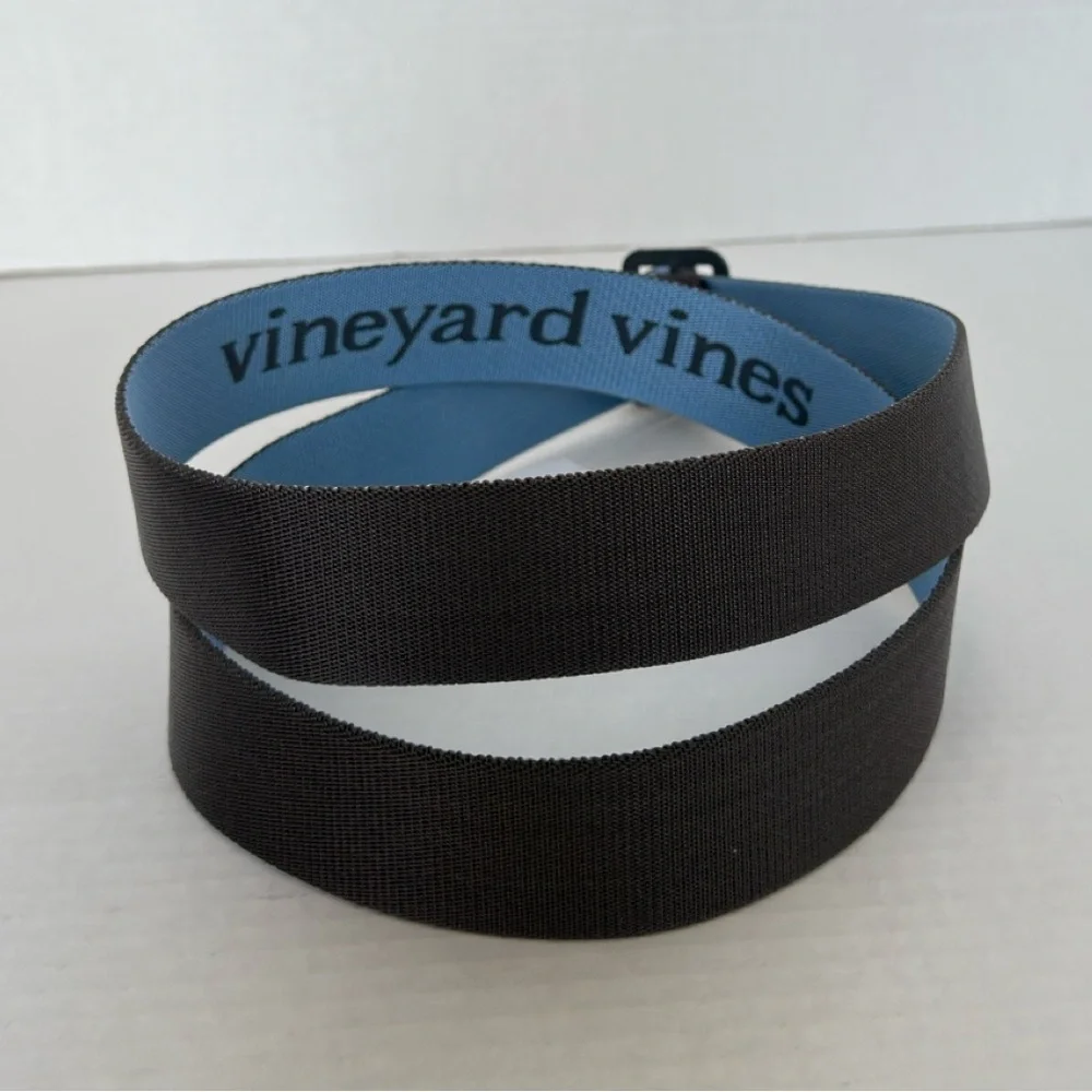 Vineyard Vines || Men’s two toned reversible Belt size Large